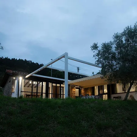 Rural Valleoscuru 2* Tresgrandas