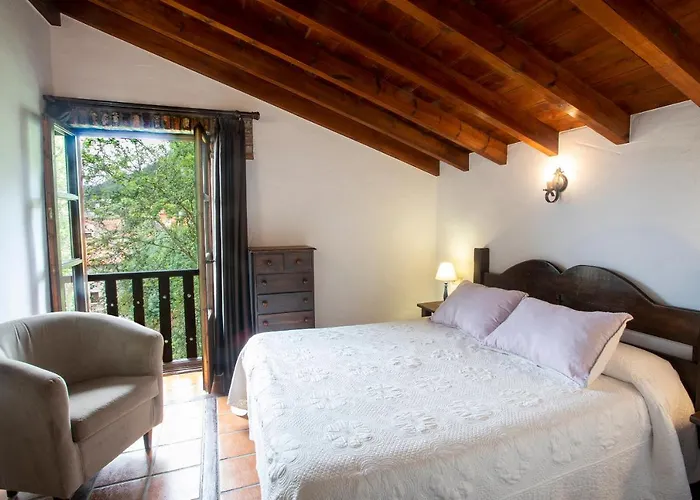 瓦莱斯卡鲁乡村酒店 2* 特里斯格兰达斯