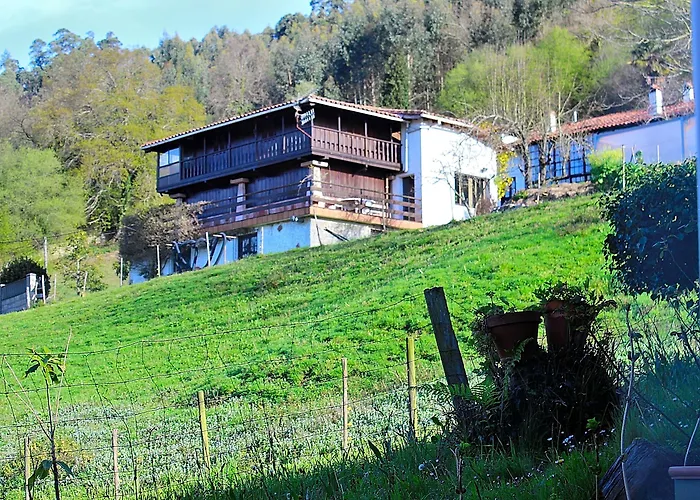 Rural Valleoscuru Hotel 2*