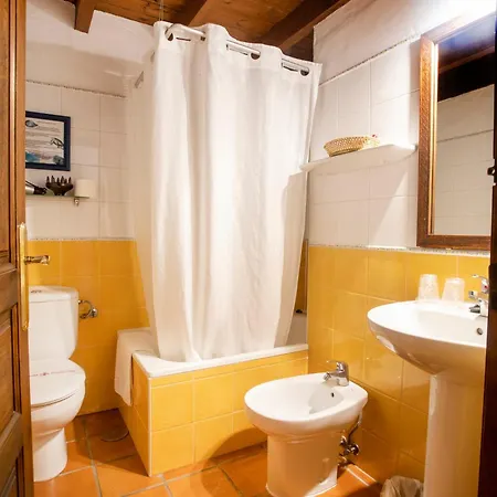 Rural Valleoscuru Hotel 2*